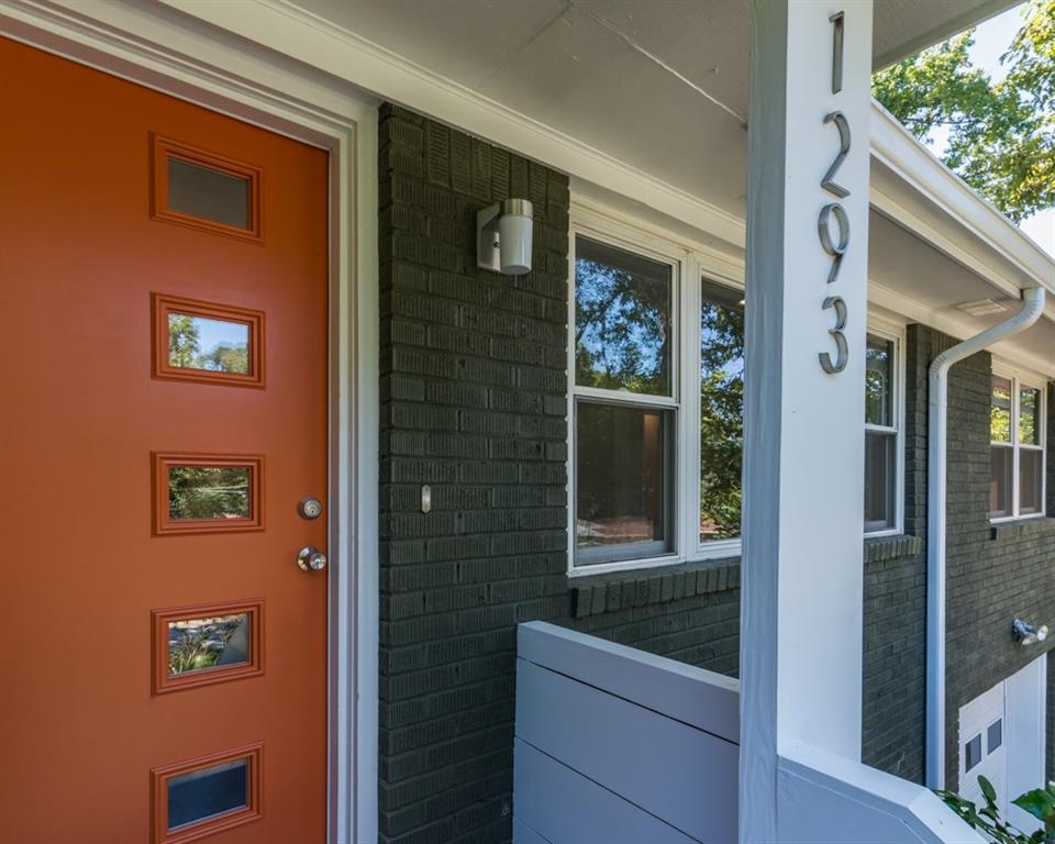 1293 Poplarcrest Cir., Atlanta, GA 30316