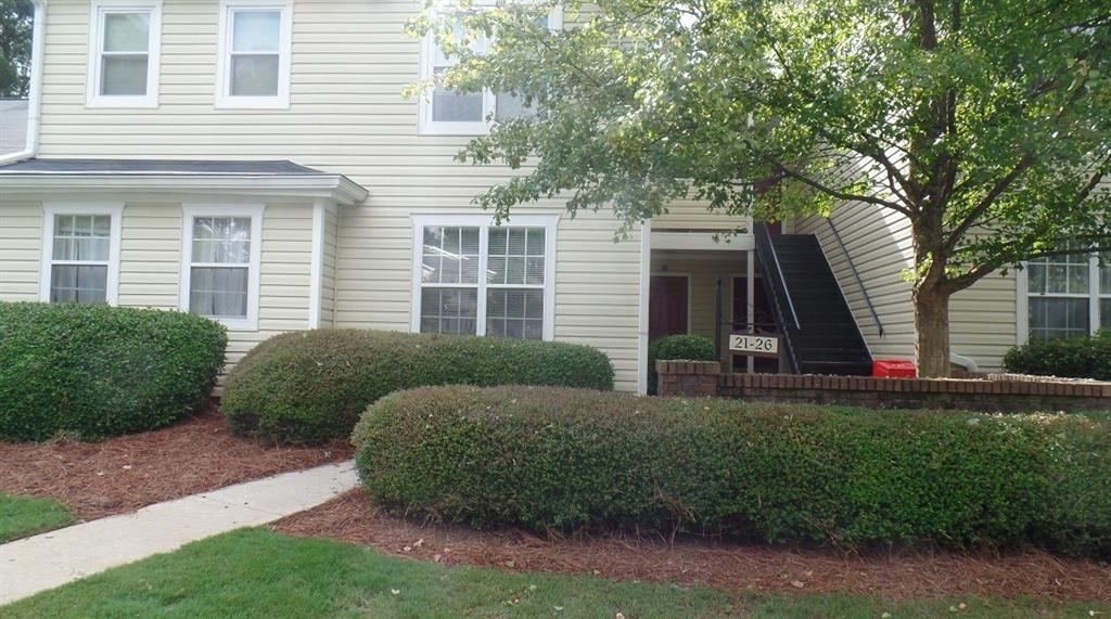 25 Chelsea Ct., Avondale Estates, GA 30002