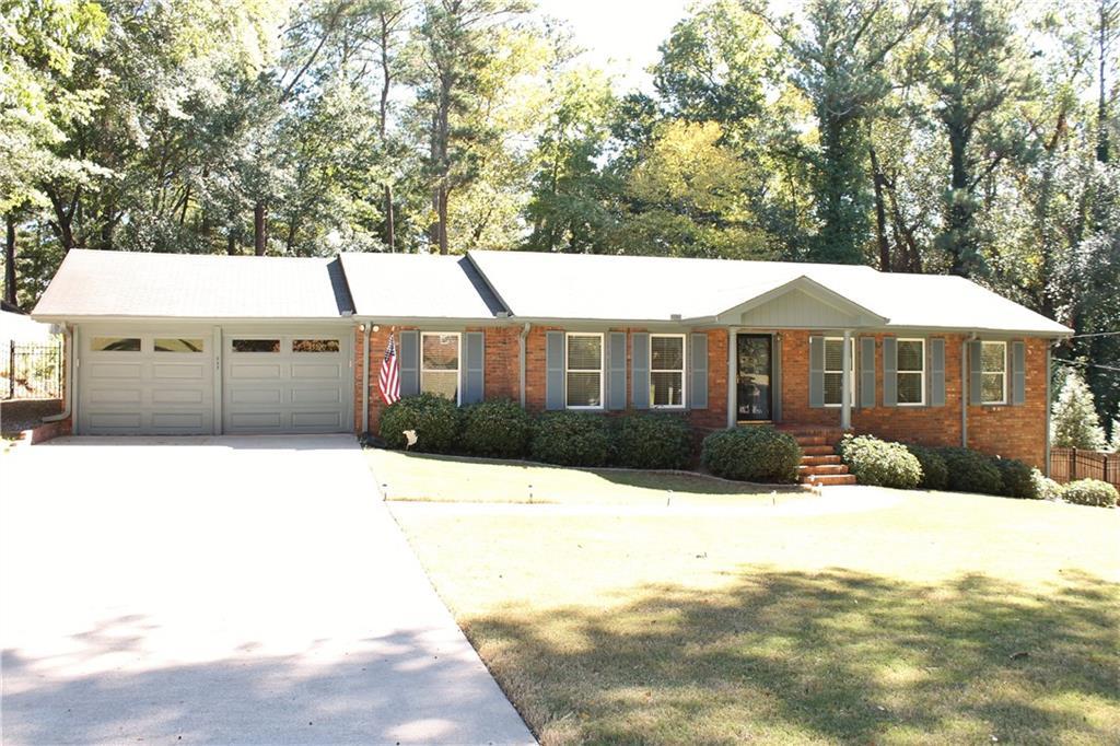 955 Melody Ln., Roswell, GA 30075