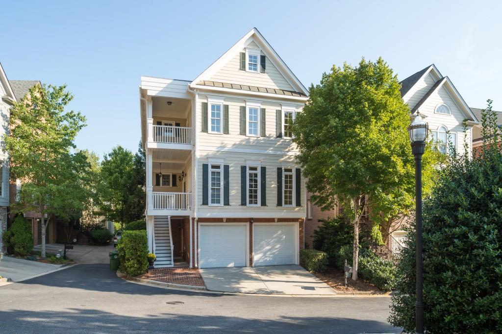 1107 Valley Overlook Dr., Atlanta, GA 30324