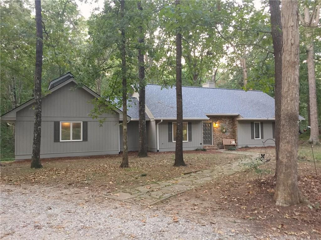 2865 Woodbriar Dr., Gainesville, GA 30506