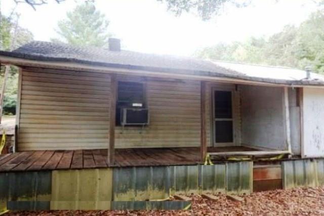 230 Duckett Ln., Ball Ground, GA 30107
