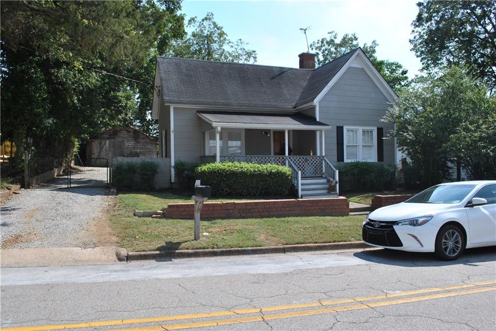 120 Summit St., Gainesville, GA 30501