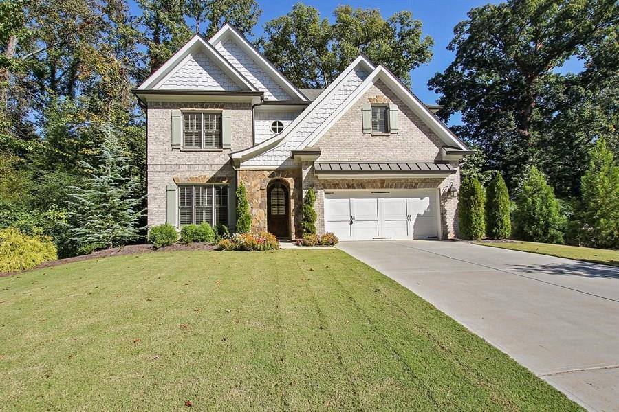1056 Mabry Oaks Dr., Atlanta, GA 30319