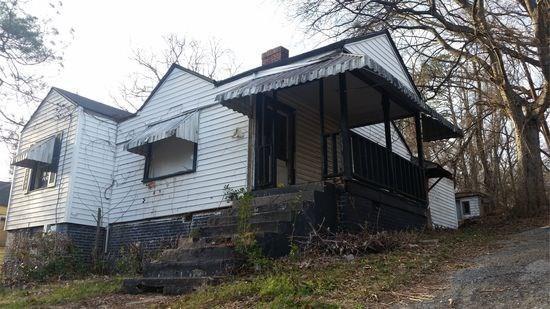 2025 Baker Rd., Atlanta, GA 30318