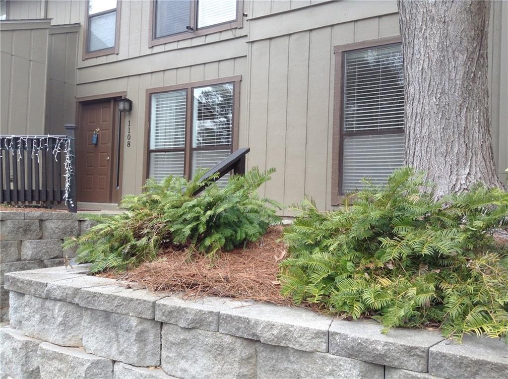 1108 Cumberland Ct., Smyrna, GA 30080