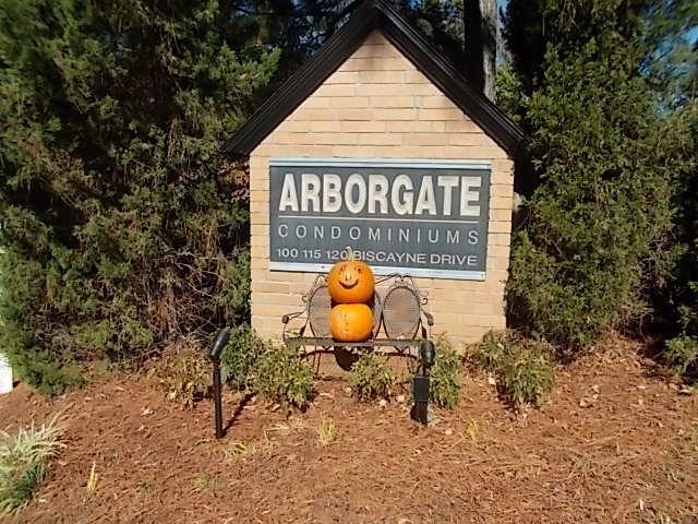 115 Biscayne Dr. #F8, Atlanta, GA 30309