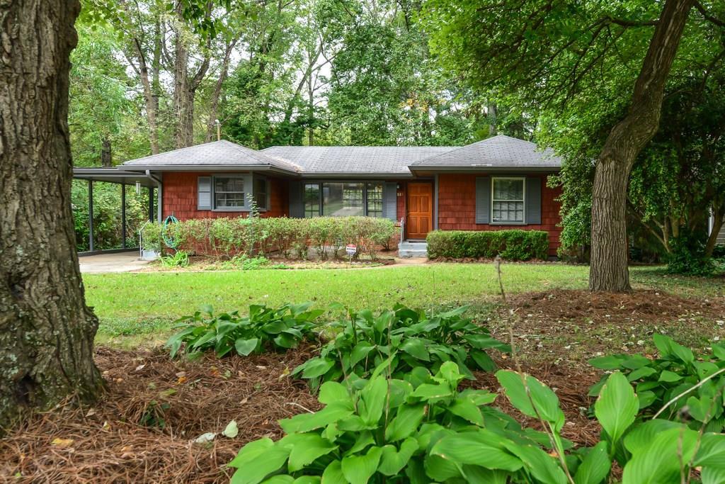 881 Stokeswood Ave., Atlanta, GA 30316