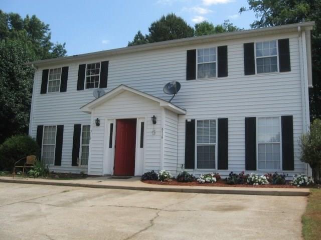 4713 Chariot Dr., Flowery Branch, GA 30542