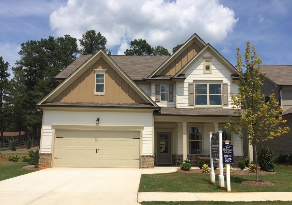 6015 Lily Pad Dr., Flowery Branch, GA 30542