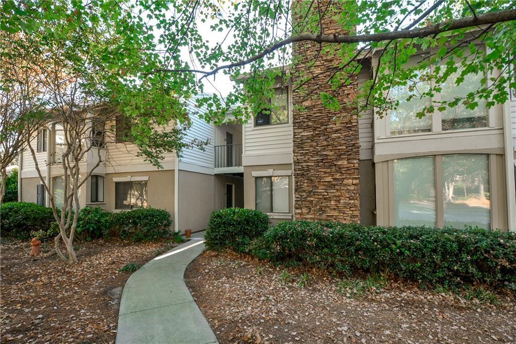 9004 Wingate Way, Sandy Springs, GA 30350