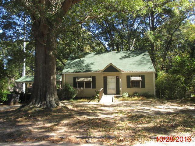 2132 Pinehurst Dr., East Point, GA 30344