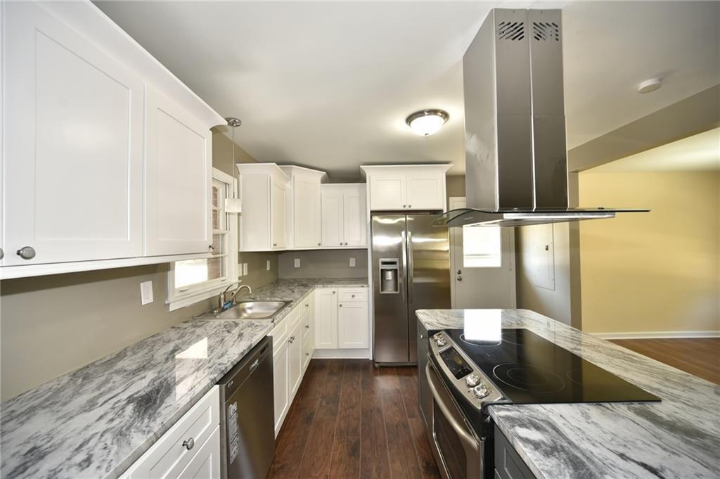 315 Tonawanda Dr., Atlanta, GA 30315