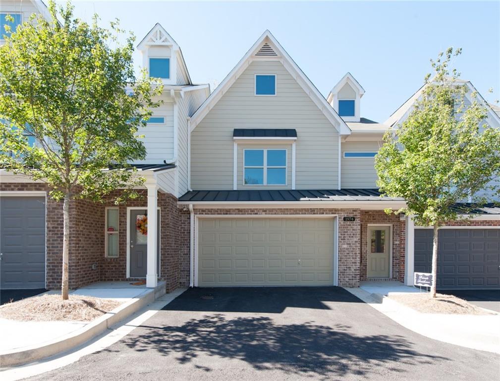 1974 Newfort Dr., Atlanta, GA 30318