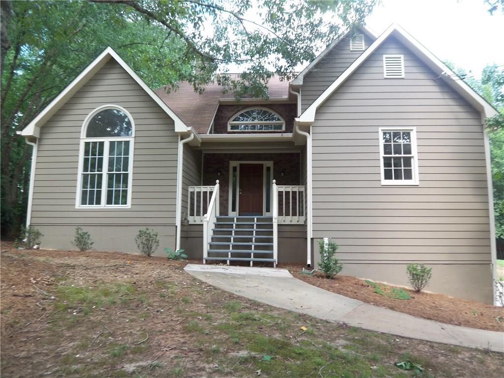 195 Swan Dr., Hiram, GA 30141