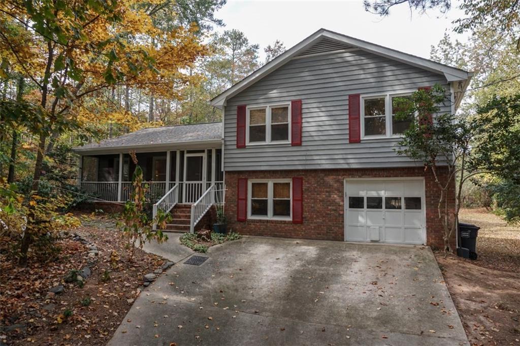 74 Leaf Lake Dr., Suwanee, GA 30024