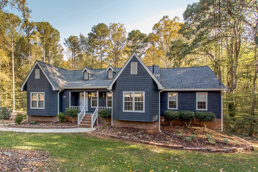 3332 Crossing Dr., Snellville, GA 30078