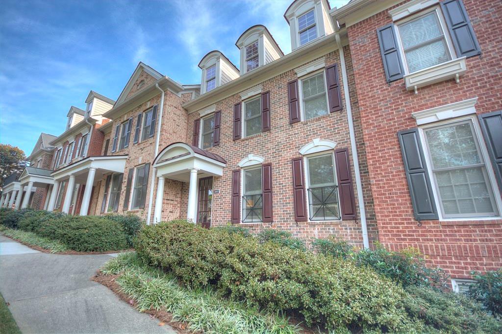 4807 Fairmont Way, Roswell, GA 30075