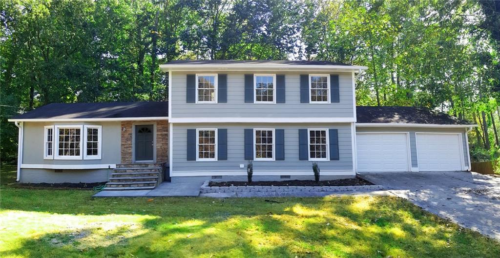2916 Swarthmore Dr., Lawrenceville, GA 30044