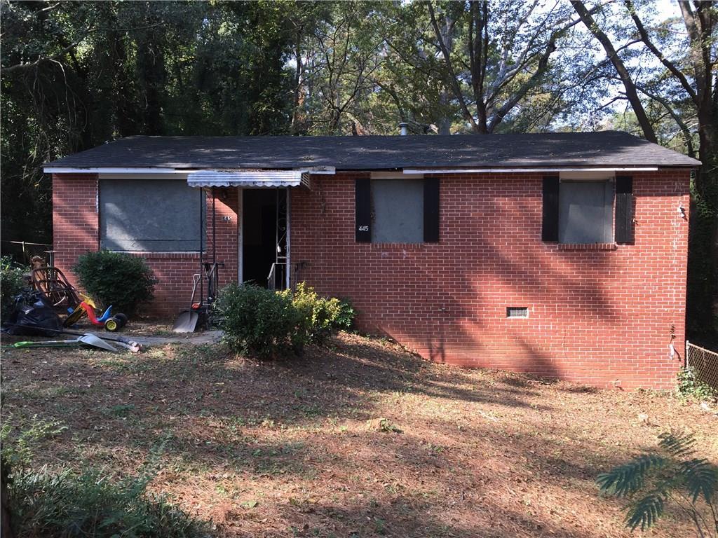 445 Belgarde Pl., Atlanta, GA 30354