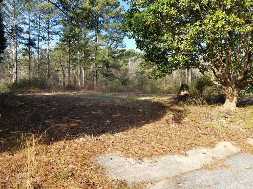 4603 Ruby Rd., Stone Mountain, GA 30083