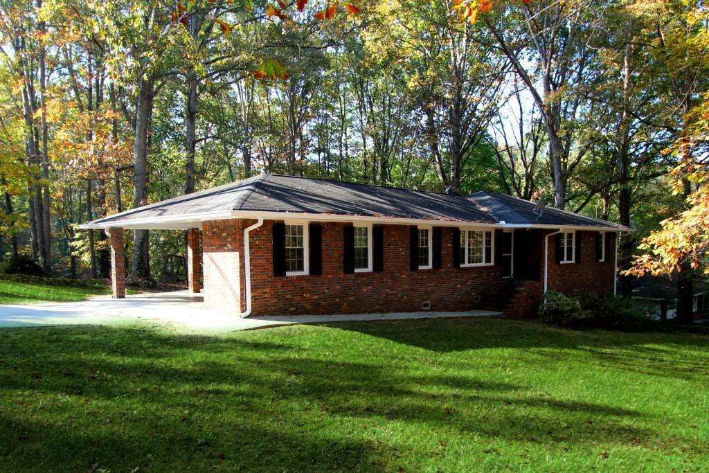 3218 Richwood Dr., Duluth, GA 30096