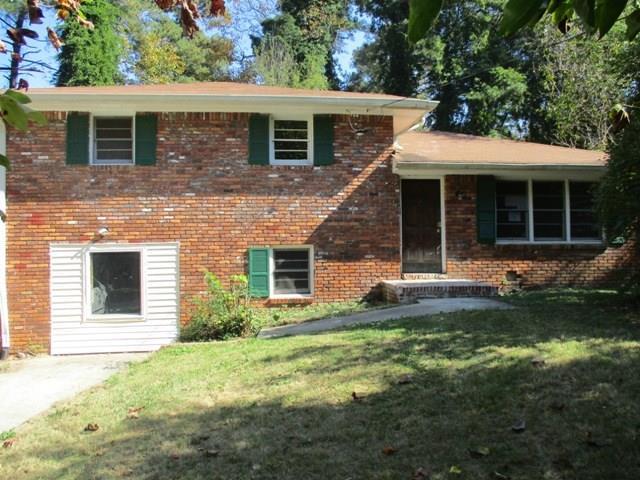 1888 La Mesa Ln., Decatur, GA 30032