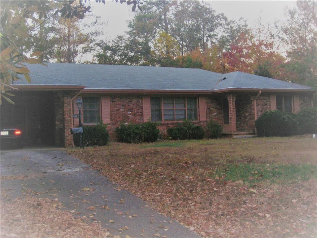 4067 Land O Lakes Dr., Atlanta, GA 30342