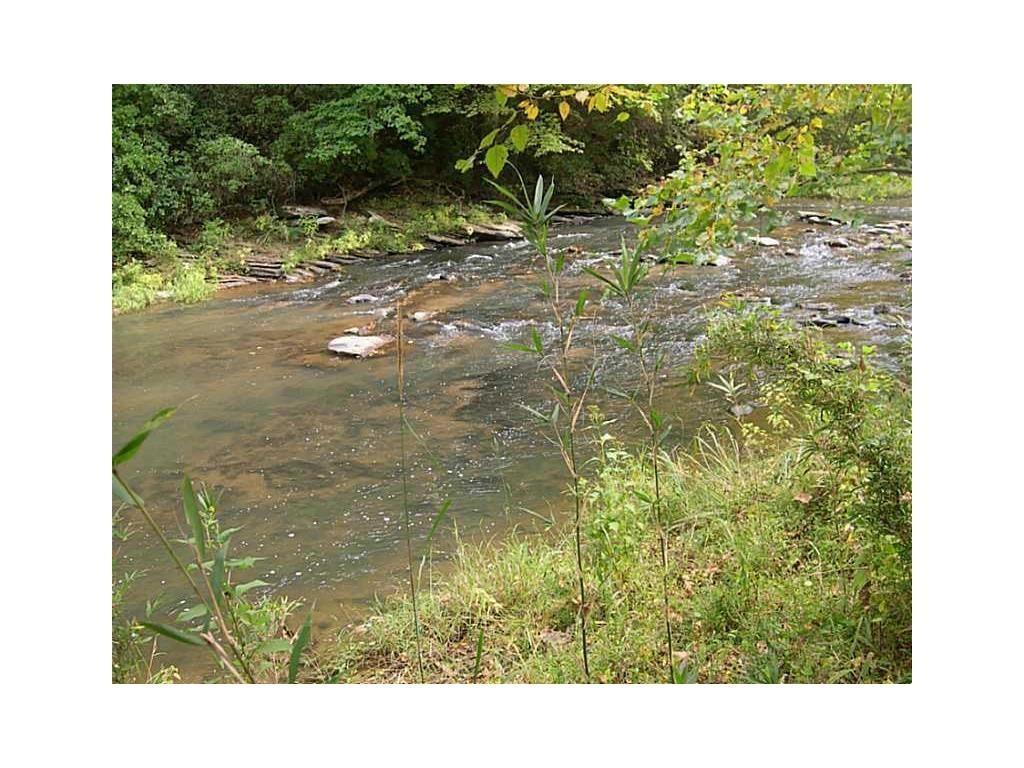 106 Rushing Waters Ct., Talking Rock, GA 30175