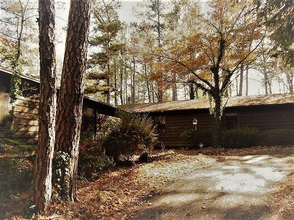 395 Jep Wheeler Rd., Woodstock, GA 30188