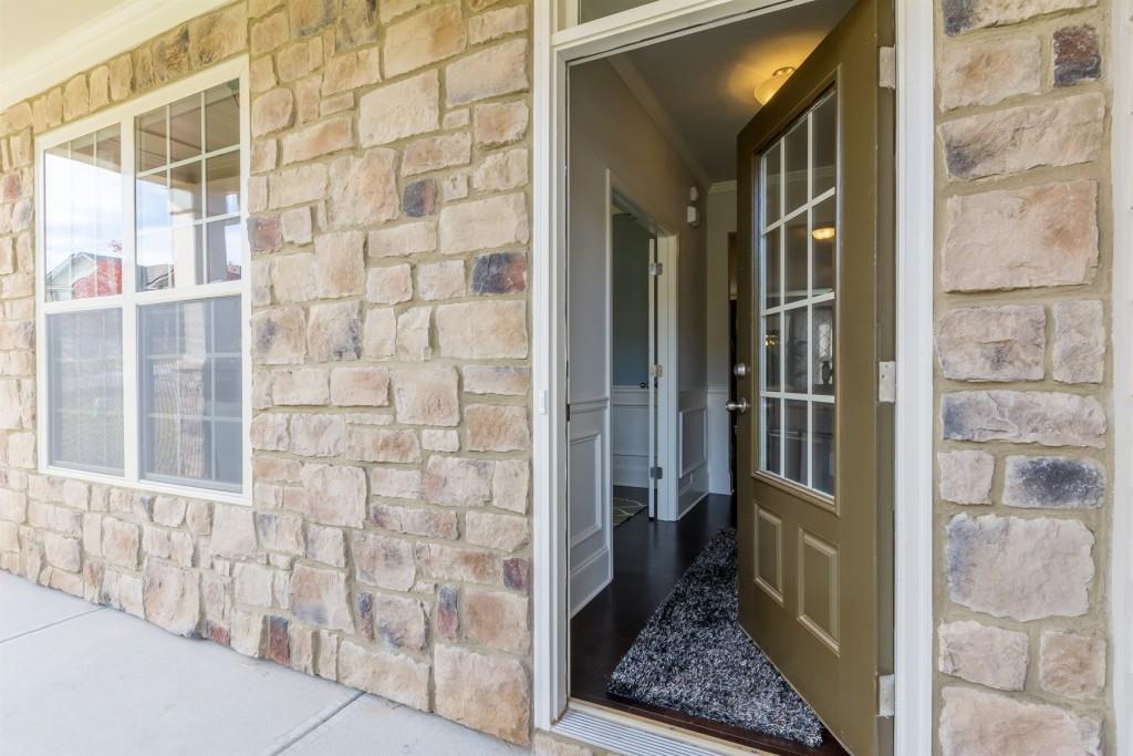 3334 Meadow Stone Ct., Buford, GA 30519