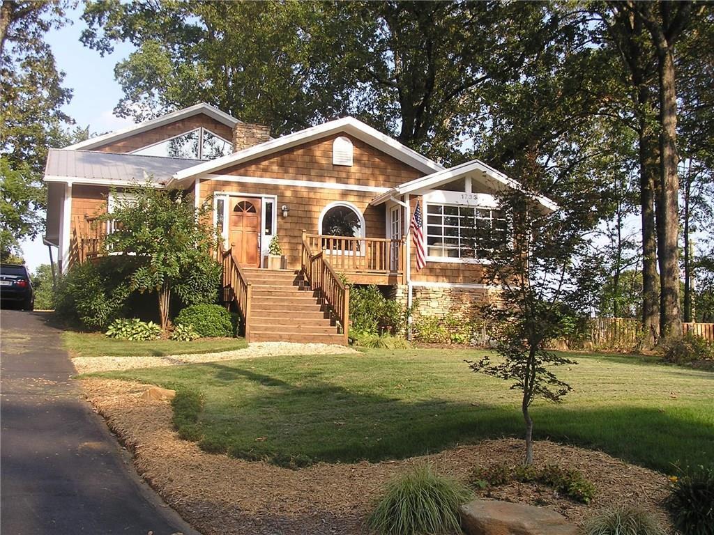 1733 Ellen St., Atlanta, GA 30318