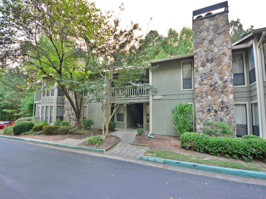 5074 Woodridge Way, Tucker, GA 30084