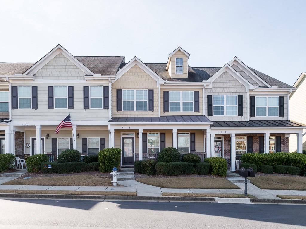 518 Georgia Way, Woodstock, GA 30188
