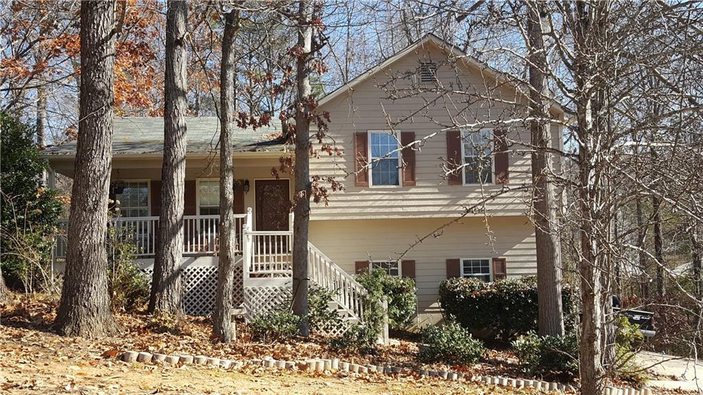 378 Halehaven Dr., Douglasville, GA 30134