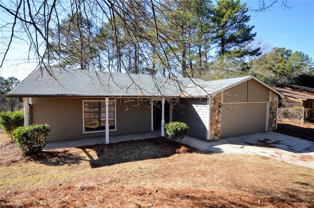 8209 Taylor Rd., Riverdale, GA 30274