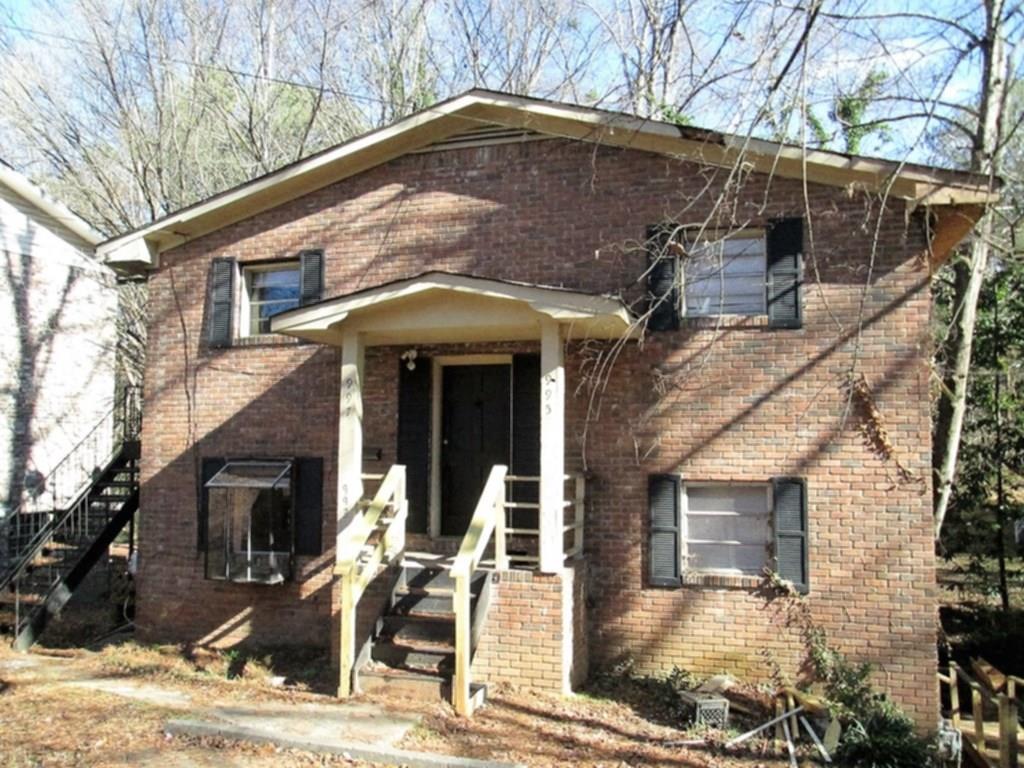 995 Cedar Ave., East Point, GA 30344
