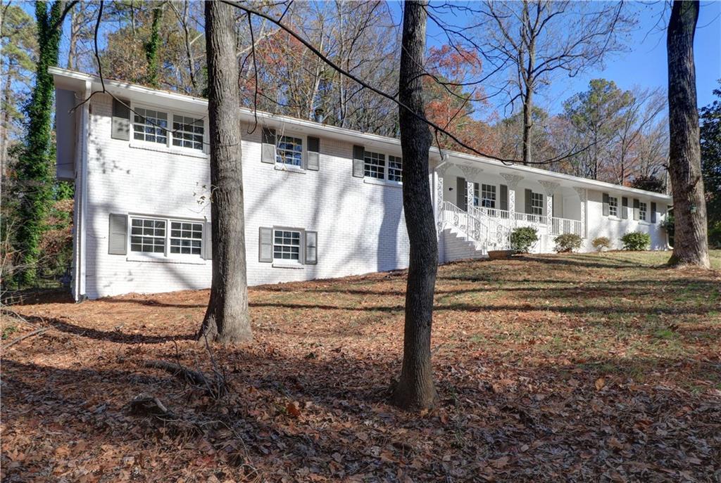 5462 Smoke Rise Dr., Stone Mountain, GA 30087