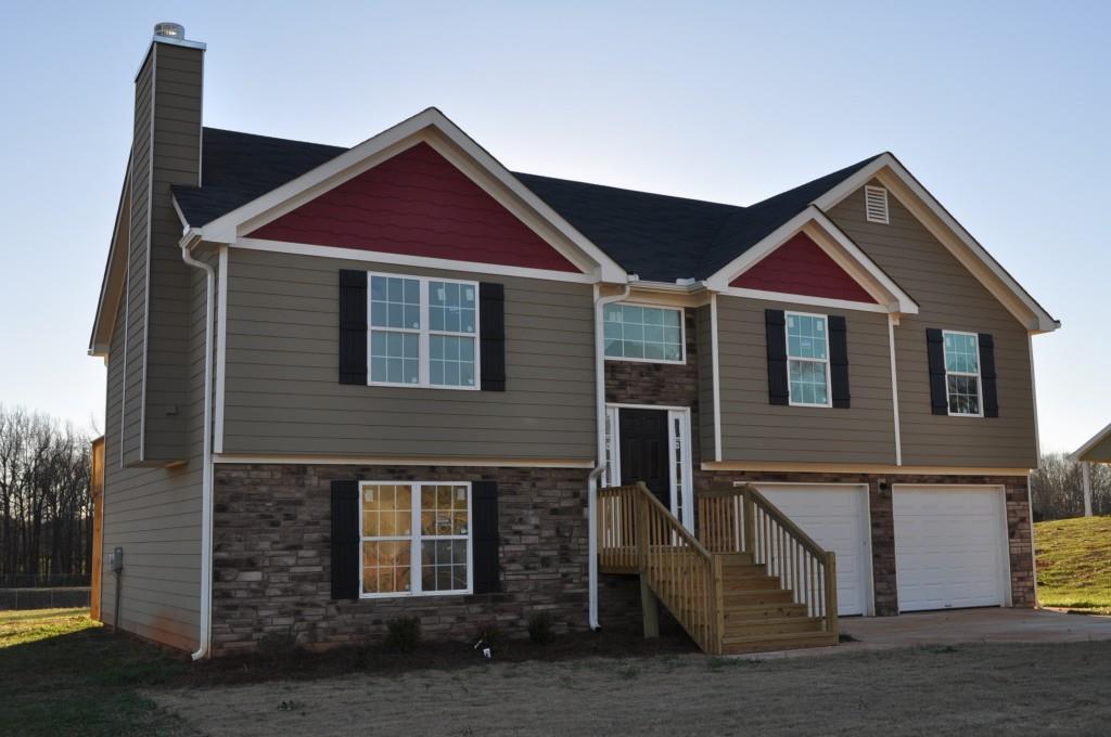 8257 Mountain Glen Dr., Clermont, GA 30527