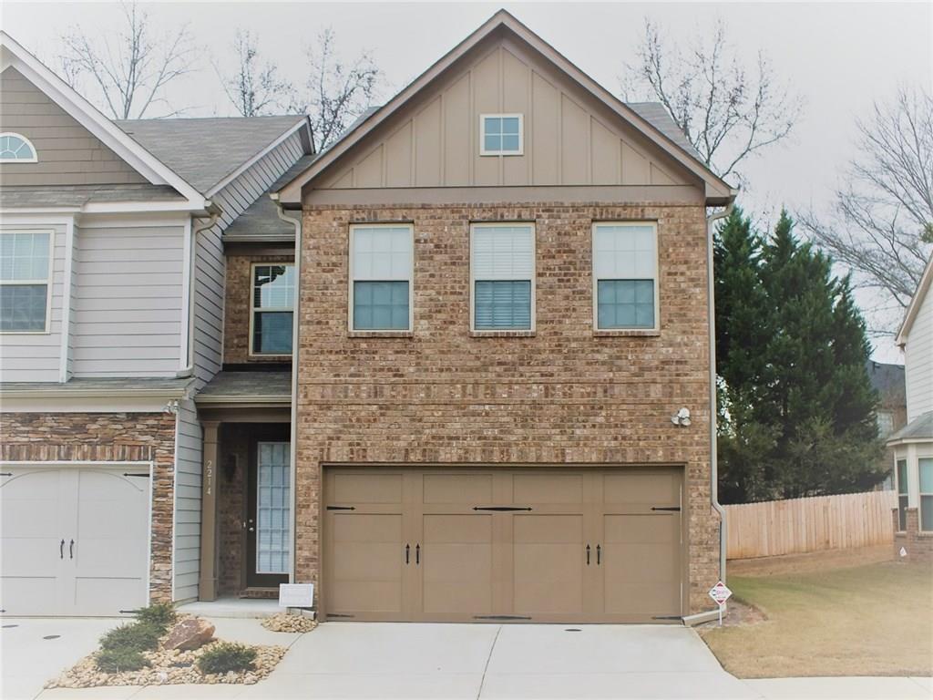 2214 Spicy Pine Ln., Lawrenceville, GA 30044