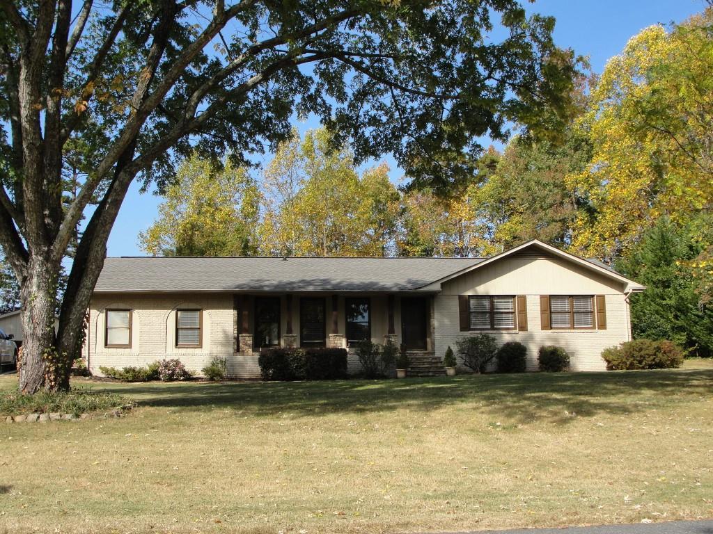 3220 Sharon Cir., Cumming, GA 30041