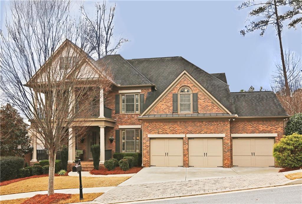 1025 Westcroft Ln., Roswell, GA 30075