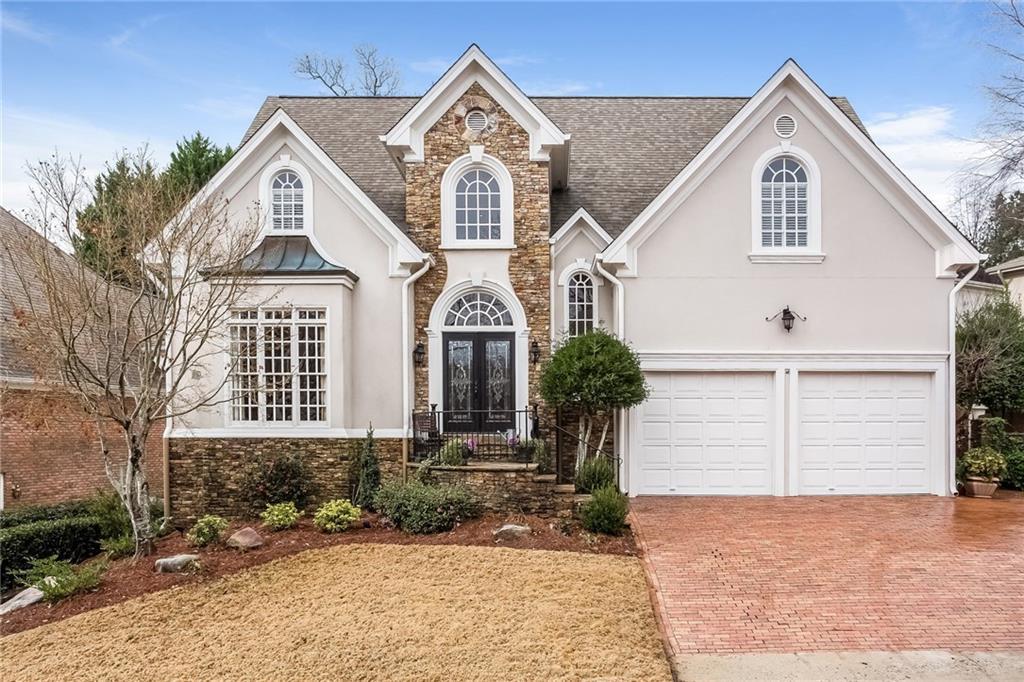 5298 Brookelake Dr., Dunwoody, GA 30338