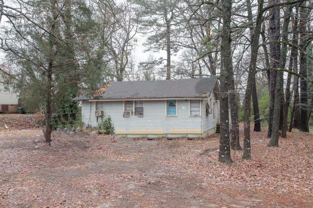 3988 Withrow Dr., Atlanta, GA 30340