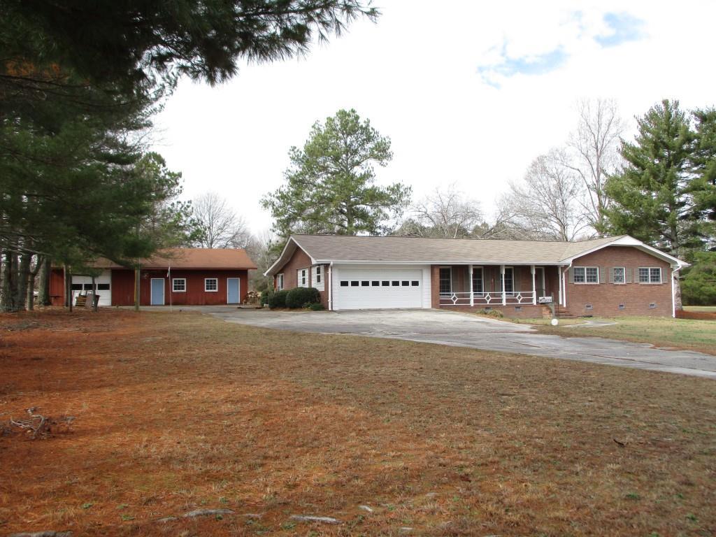 2579 Rosebud Rd., Grayson, GA 30017