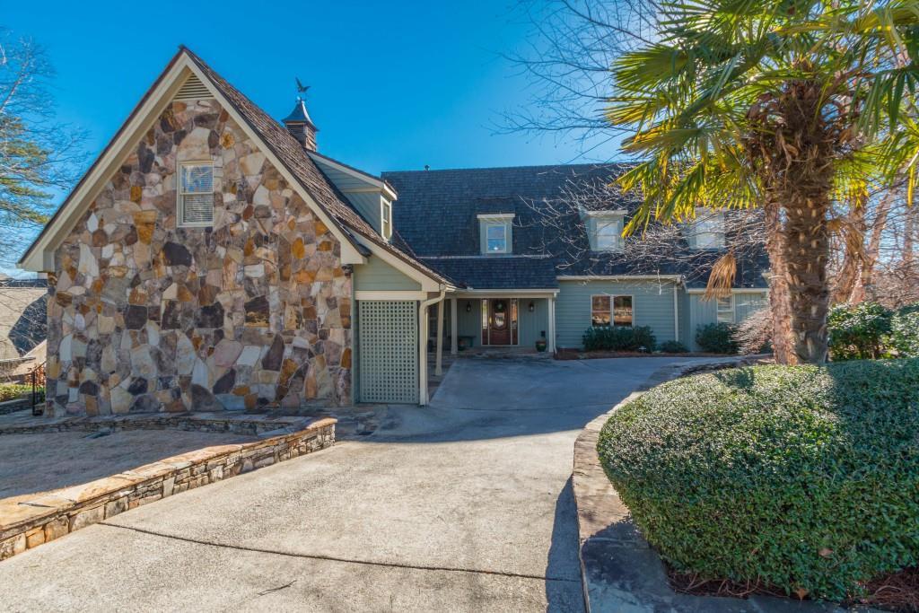 8235 Overview Ct., Roswell, GA 30076