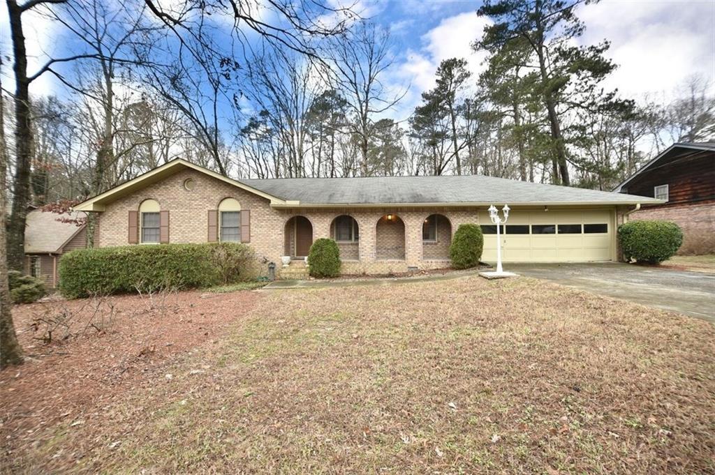 3297 Hidden Forest Dr., Snellville, GA 30078