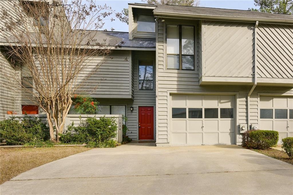 1034 Creatwood Cir., Smyrna, GA 30080