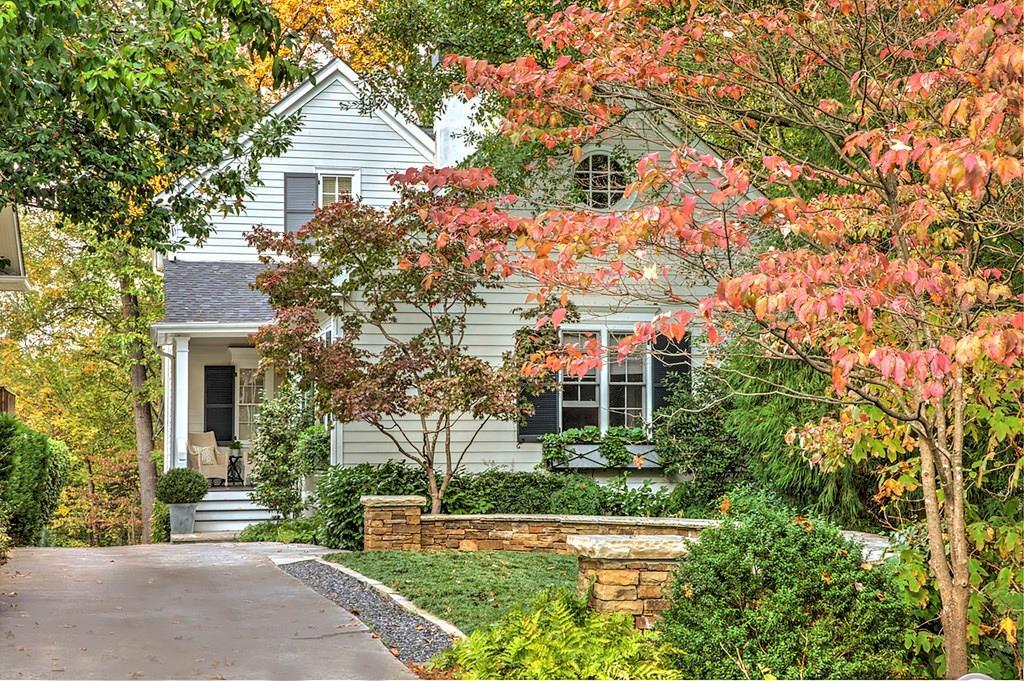 272 Lakeview Ave., Atlanta, GA 30305