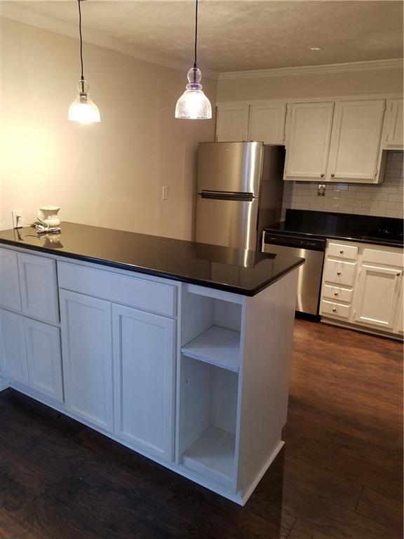 3 Valley Forge Pl., Atlanta, GA 30318